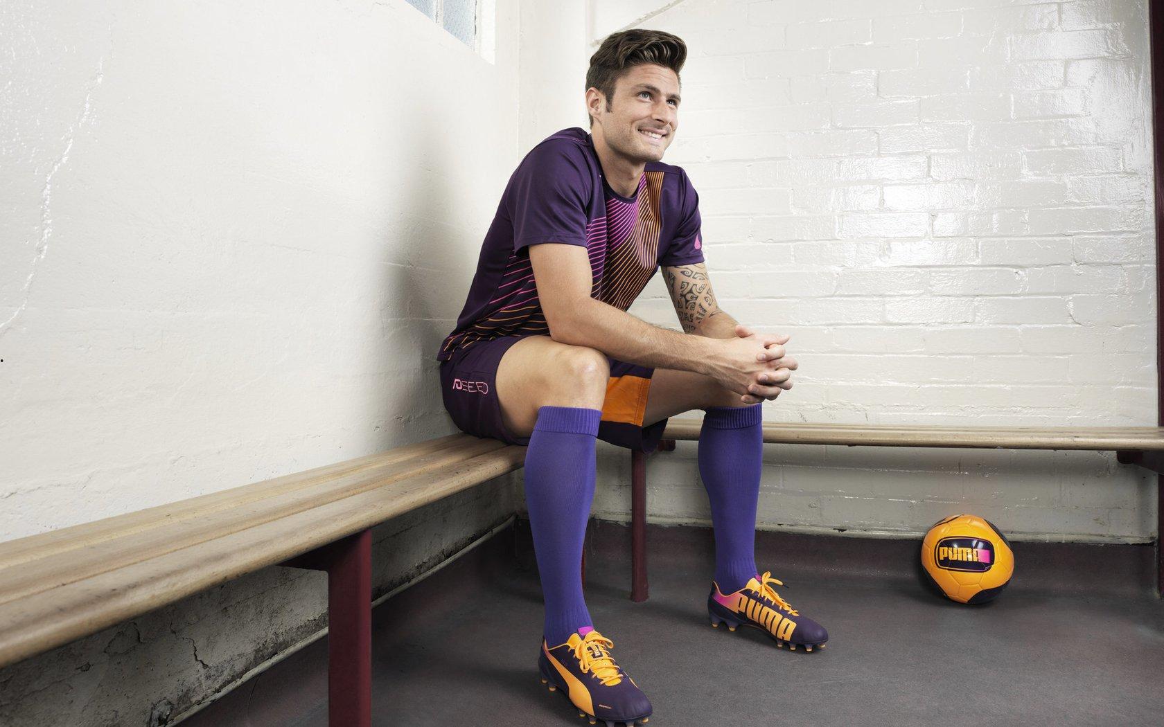 英雄归来强势登顶，南京Hero力克深圳DYG勇夺总冠军