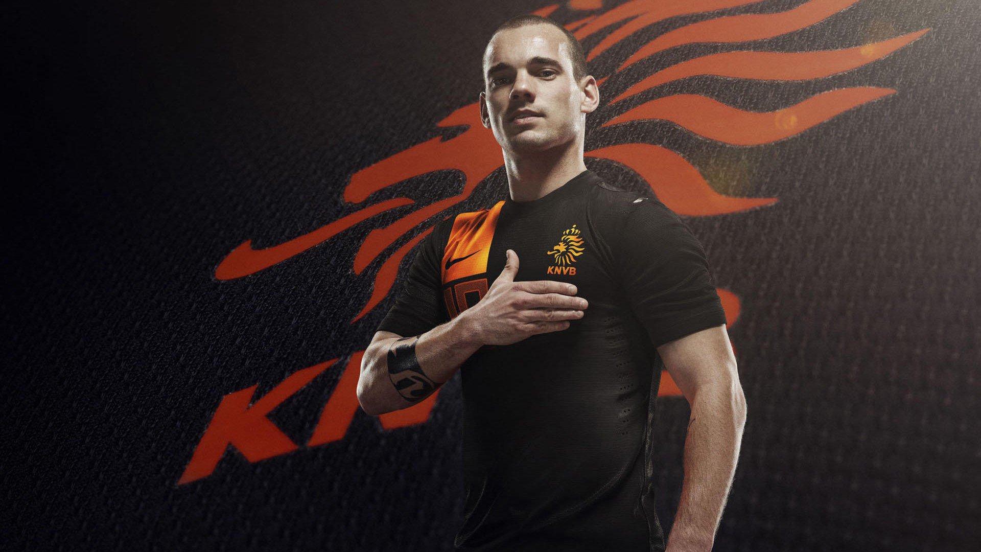 利物浦风暴！萨拉赫公开逼宫，斯洛特时代陷信任危机